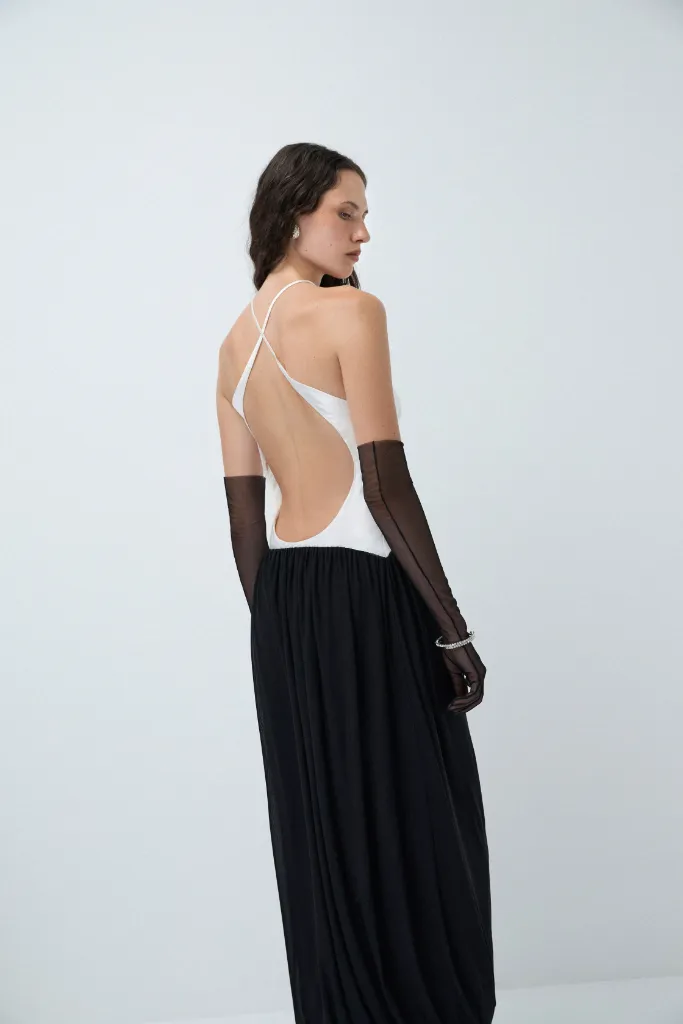 Anna October 26SS002